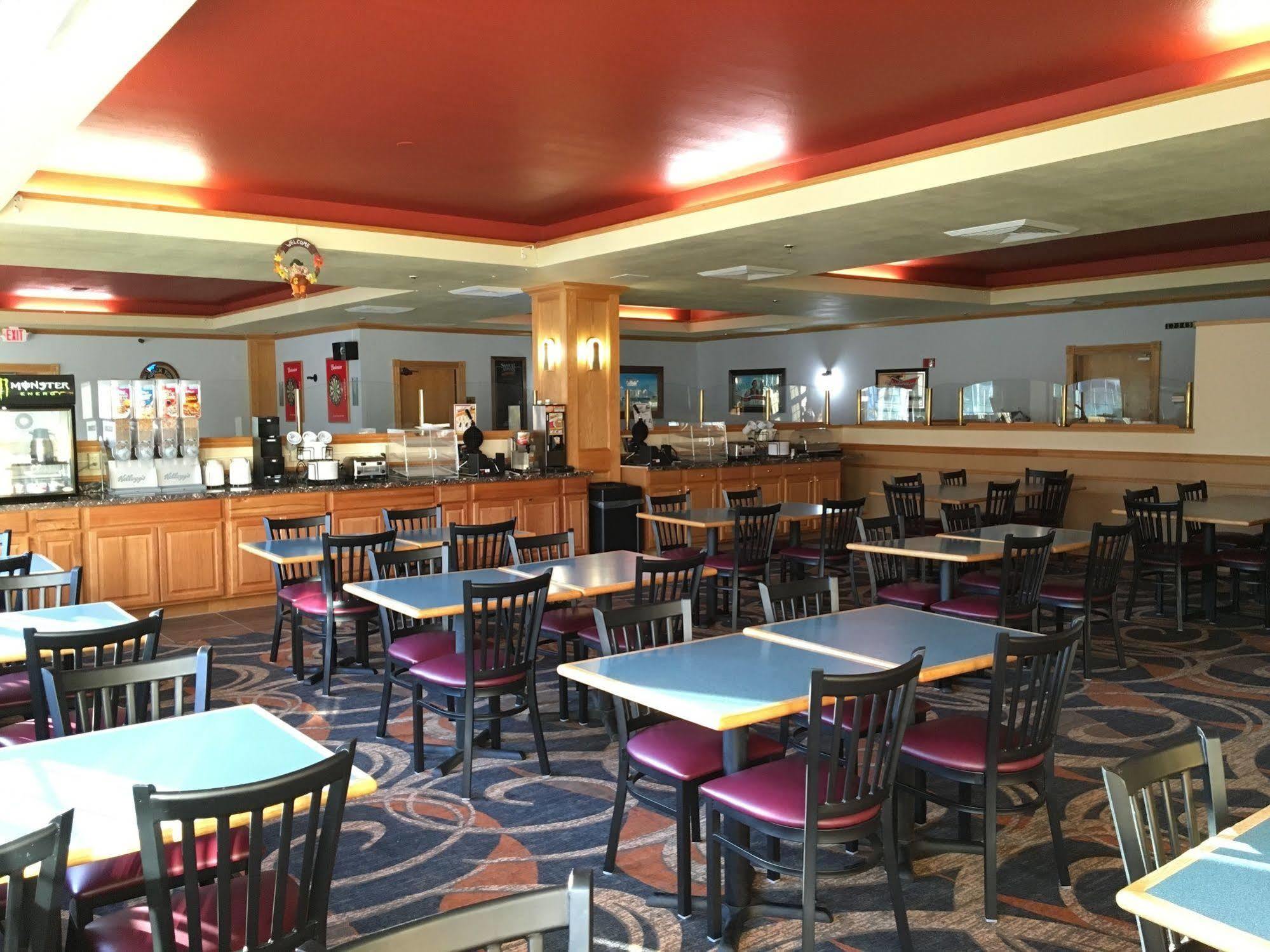 Cabot Inn & Suites Lancaster Esterno foto